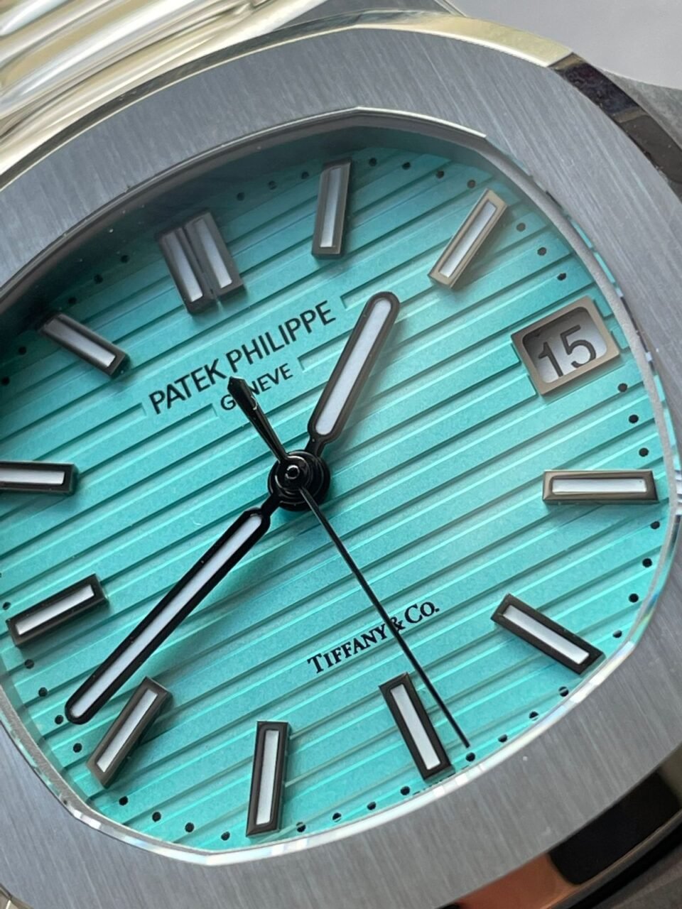 Nautilus 5711 3KF 1:1 Best Edition Tiffany Blue Dial on SS Bracelet A324 V2 - Image 2