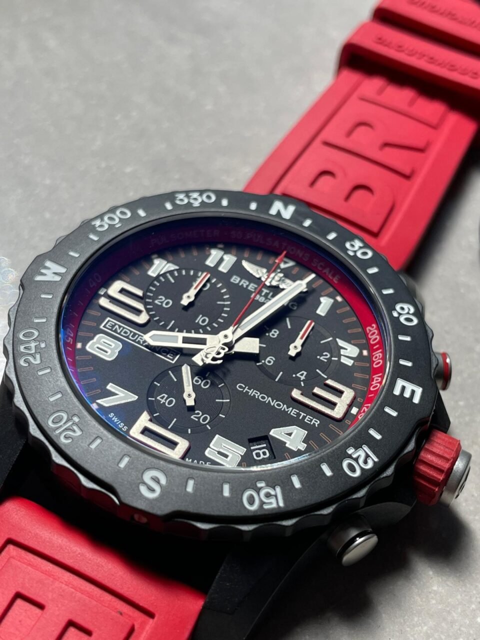 Endurance pro OGF 44mm Black dial Red Rubber Strap quartz movement - Image 5