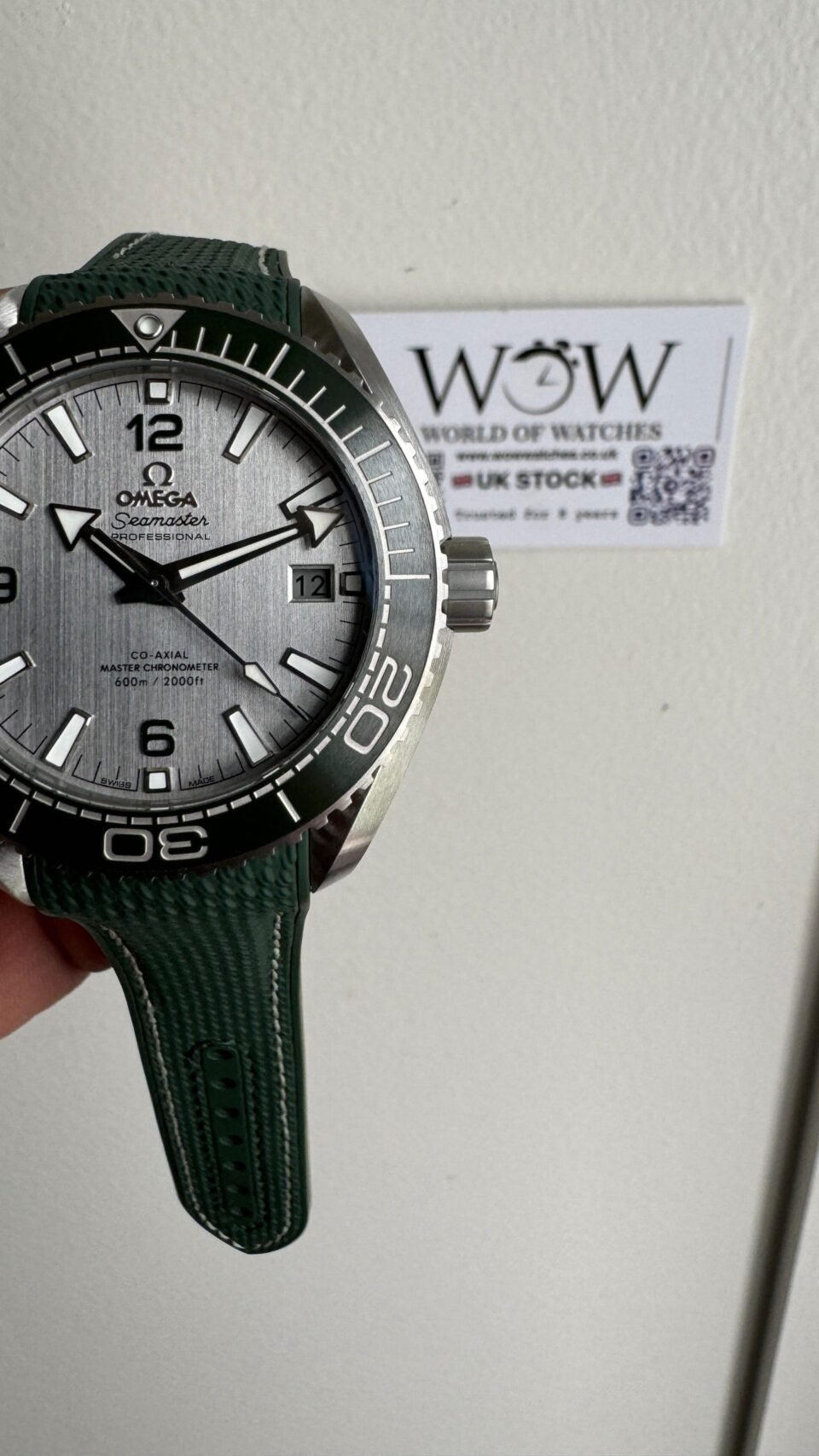 Planet Ocean 600M 43.5mm Green Ceramic Bezel SS VSF 1:1 Best Edition Silver Dial on Green Rubber Strap A8900 - Image 4