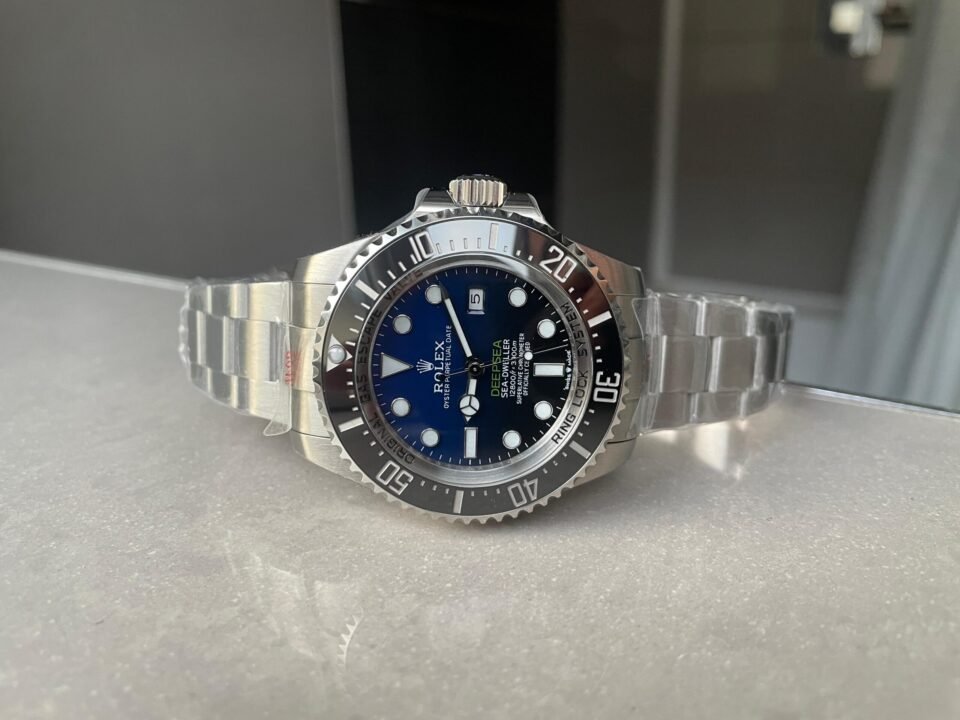 Sea-Dweller Deepsea 136660 904L SS Blue Dial on SS Bracelet V9F VR3235 - Image 5