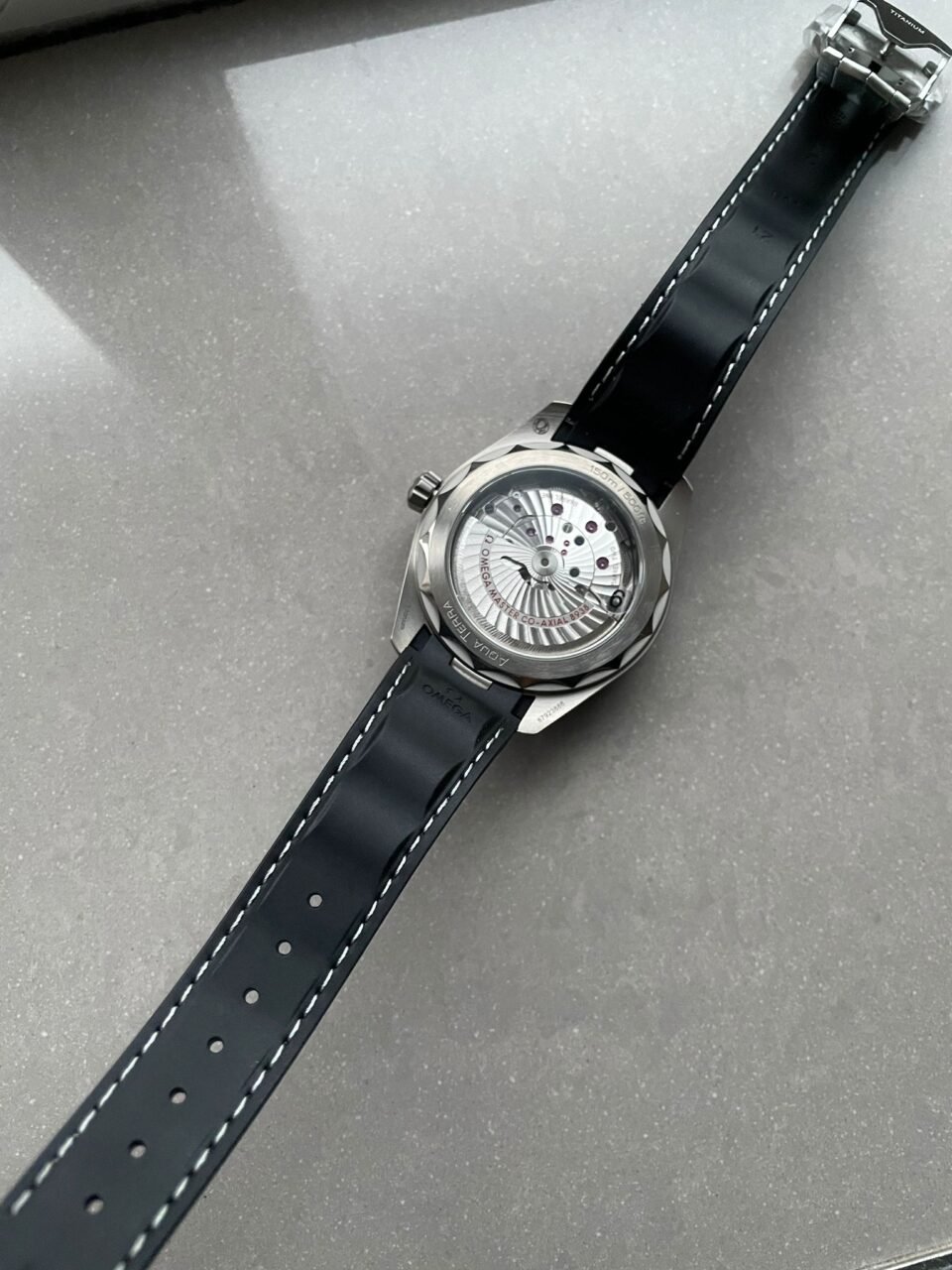 Aqua Terra 150M 43mm 24 Ti VSF 1:1 Best Edition Gray Dial on Black Rubber Strap A8938 - Image 9