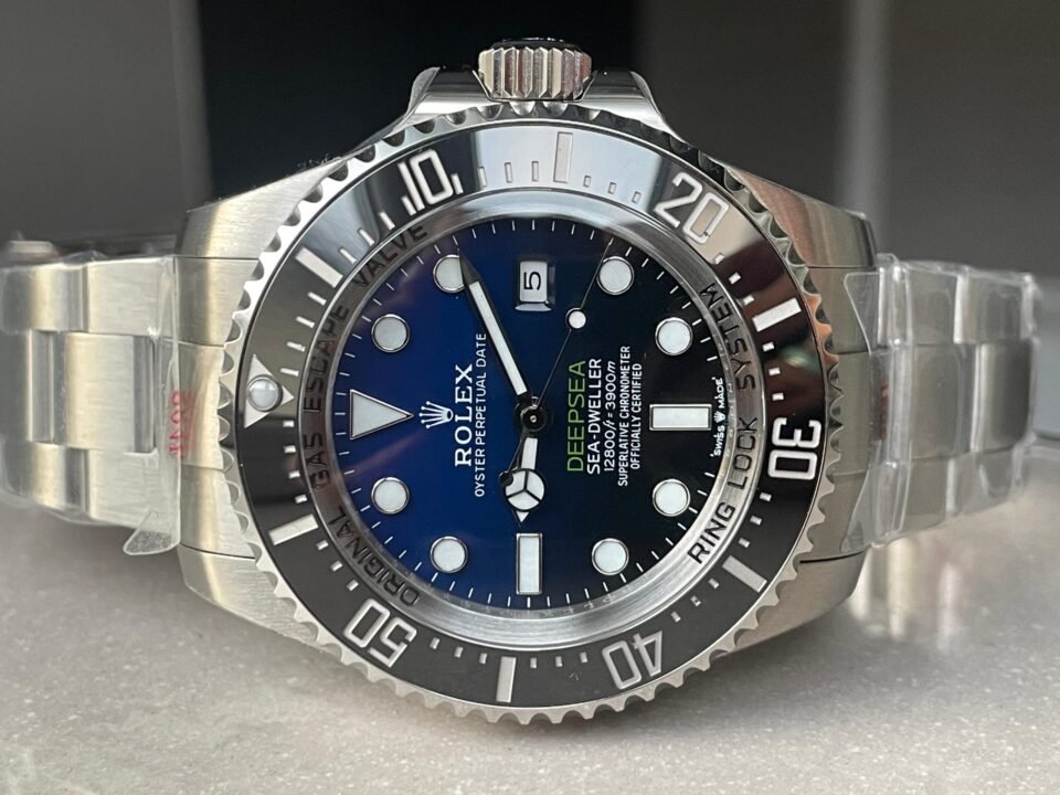 Sea-Dweller Deepsea 136660 904L SS Blue Dial on SS Bracelet V9F VR3235 - Image 6