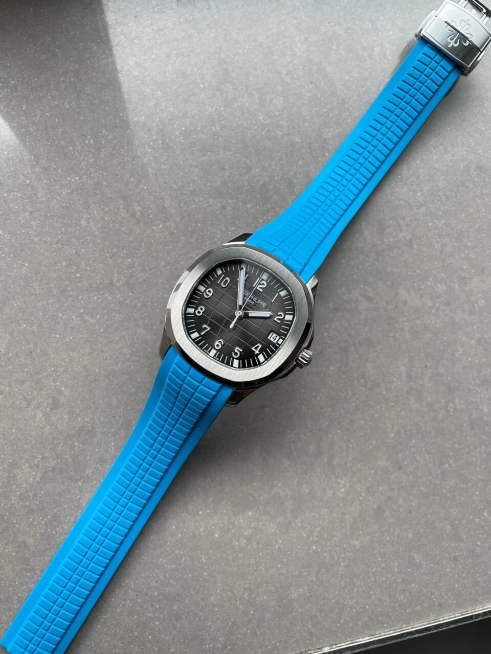 Aquanaut 5168G 42mm SS 3KF 1:1 Best Edition Black Dial on Light Blue Rubber Strap A324 V2 - Image 5