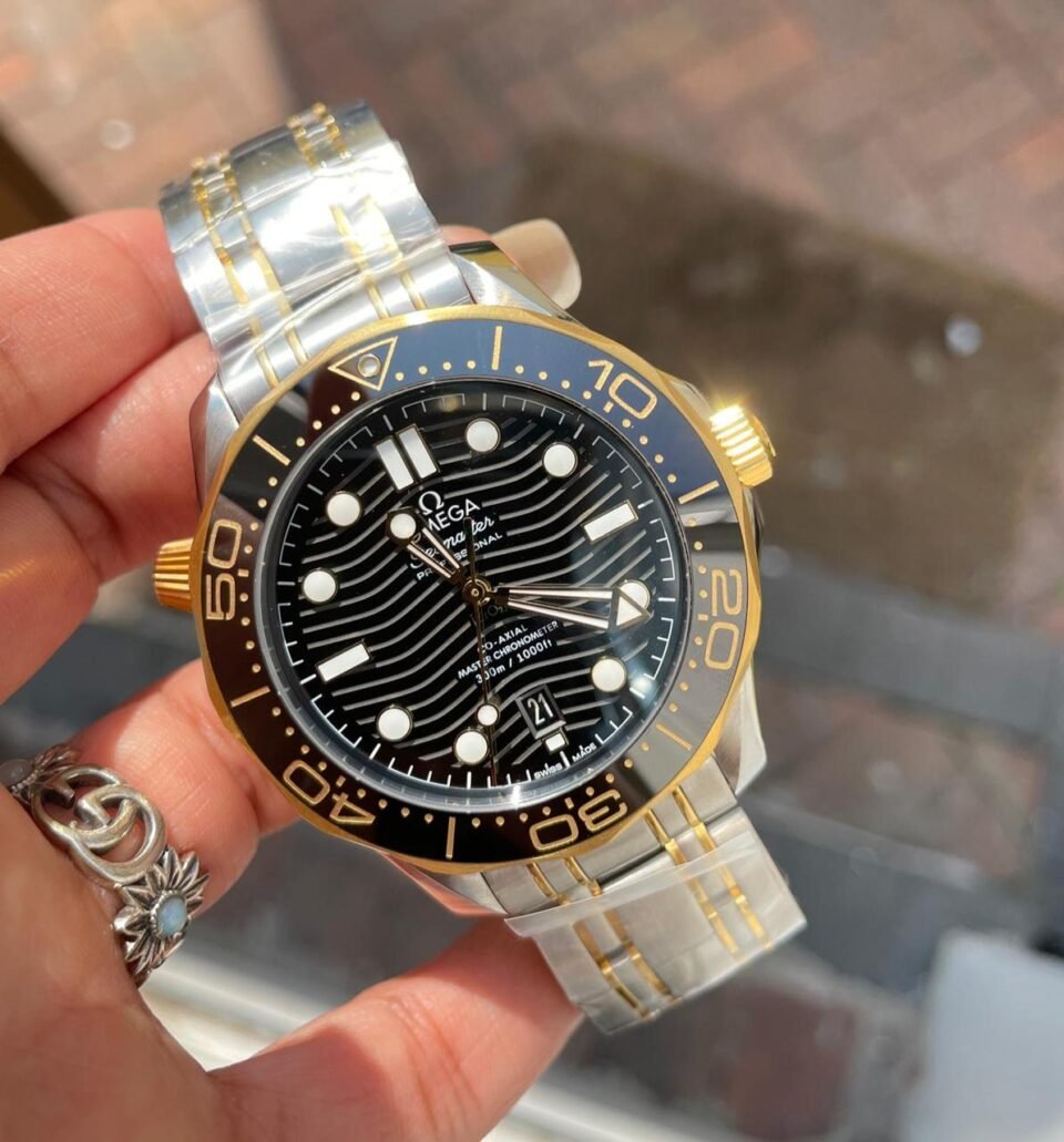 2018 Seamaster Diver 300M SS/YG VSF 1:1 Best Edition YG Bezel Black Dial on SS/YG Bracelet A8800