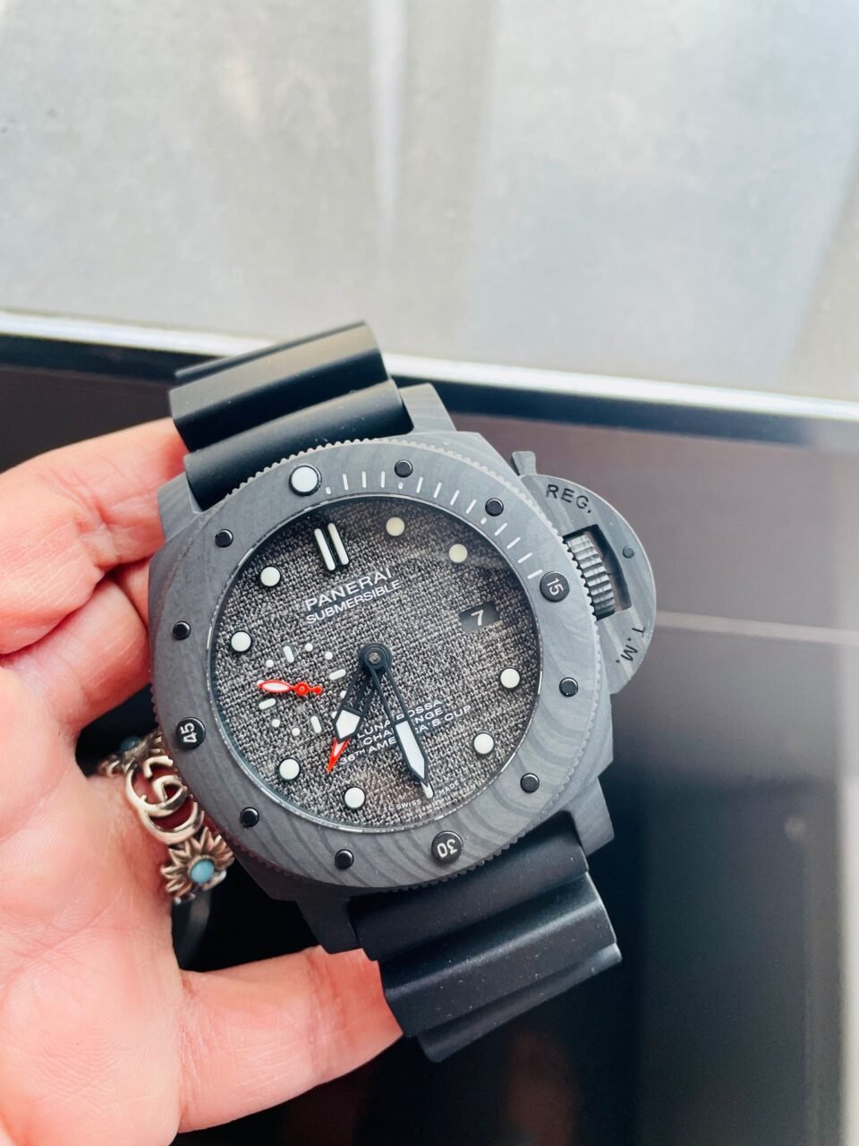 PAM Submersible 01039 Luna Rossa - 47mm 28800 Asian movement Black Strap