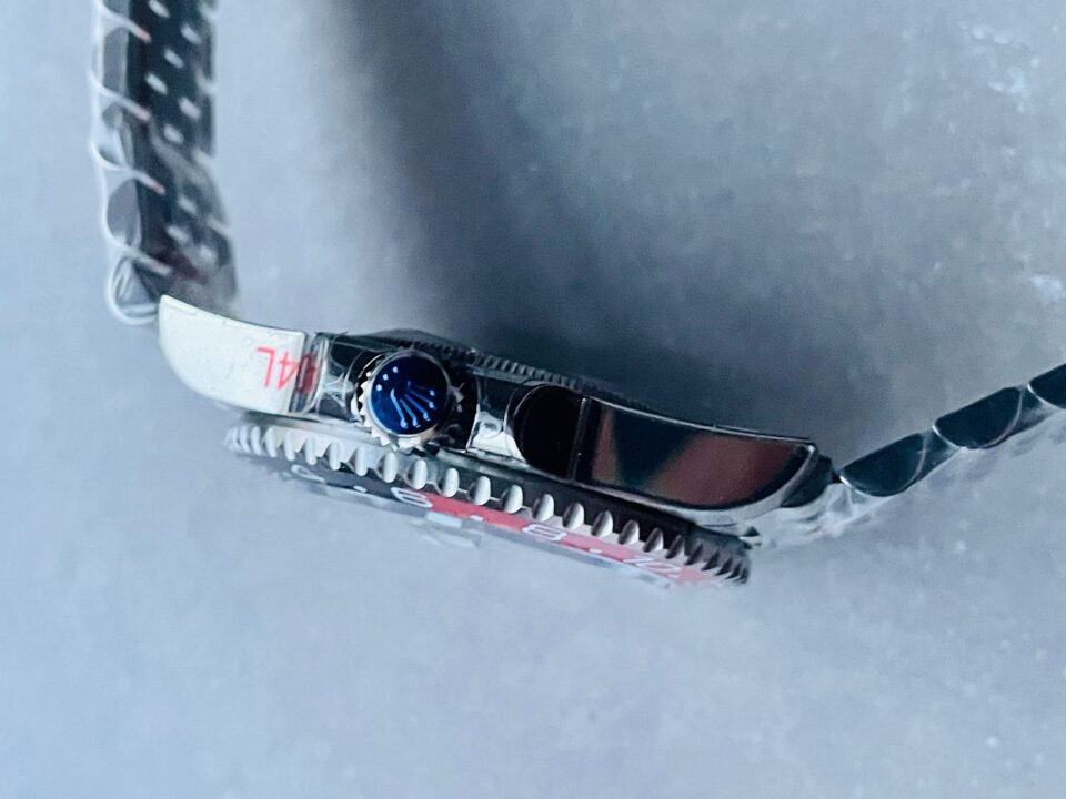 GMT Master II 16710 GMF V5 COLA 904L SS 1:1 RED BLACK Bezel Best Edition on Jubilee Bracelet - Image 10