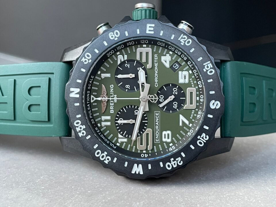 Endurance pro OGF 44mm Army green dial green Rubber Strap quartz movement - Image 4