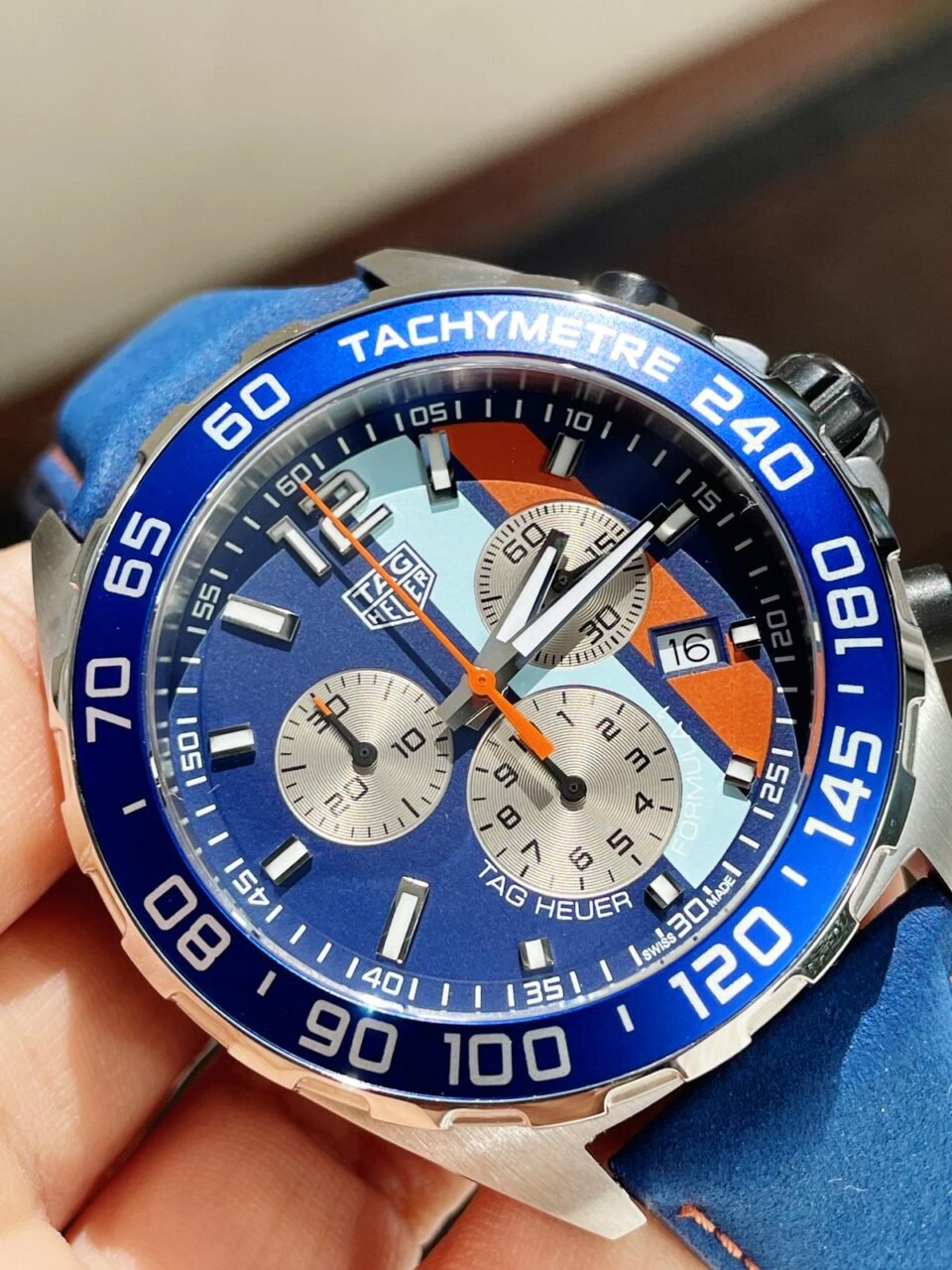 TAG Formula 1 Gulf Racing Special Edition Watch Blue dial Blue leather strap - Image 5