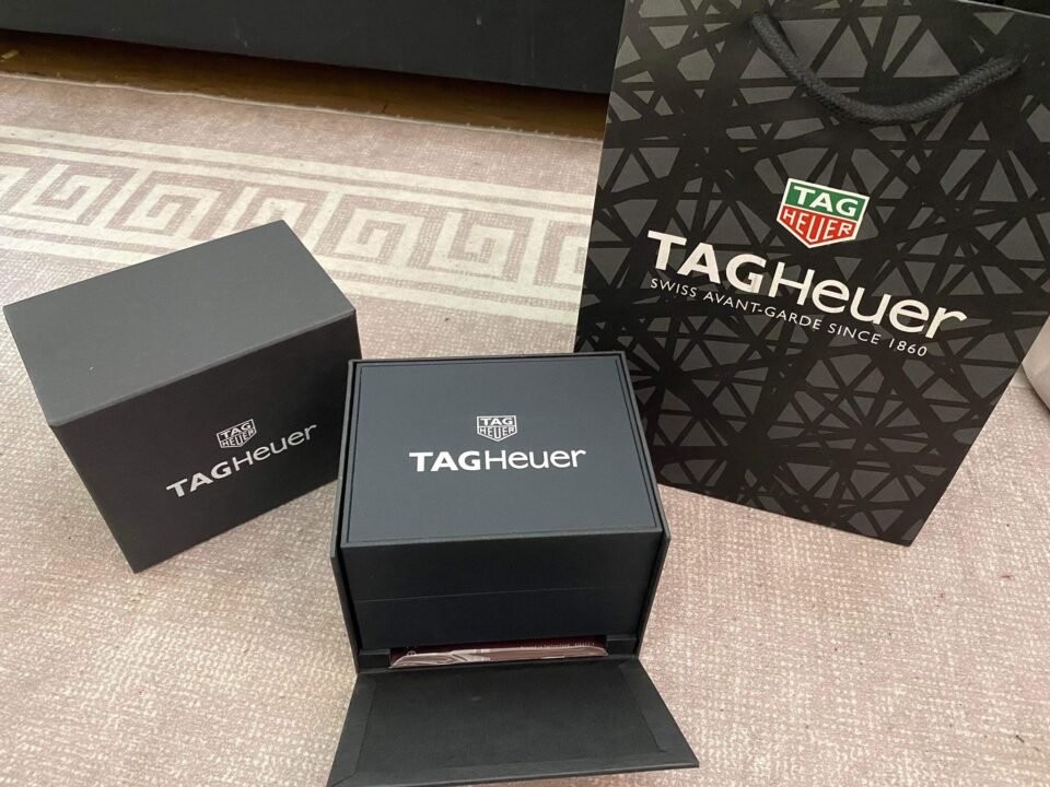 Tag box and papers - Image 2
