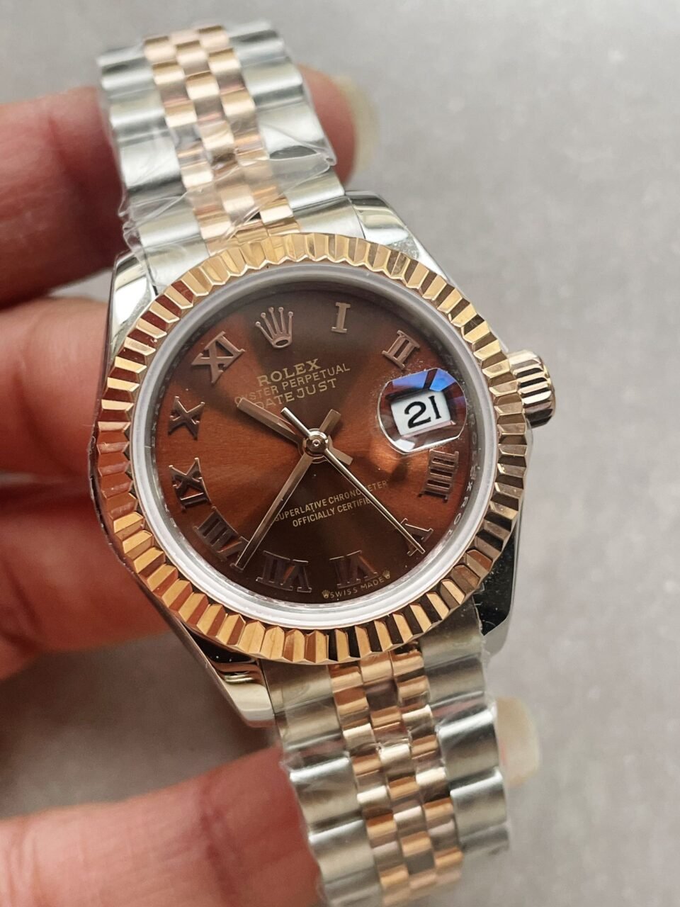 Datejust 28mm 904L RG/SS Brown Dial on RG/SS Jubliee Bracelet A2671