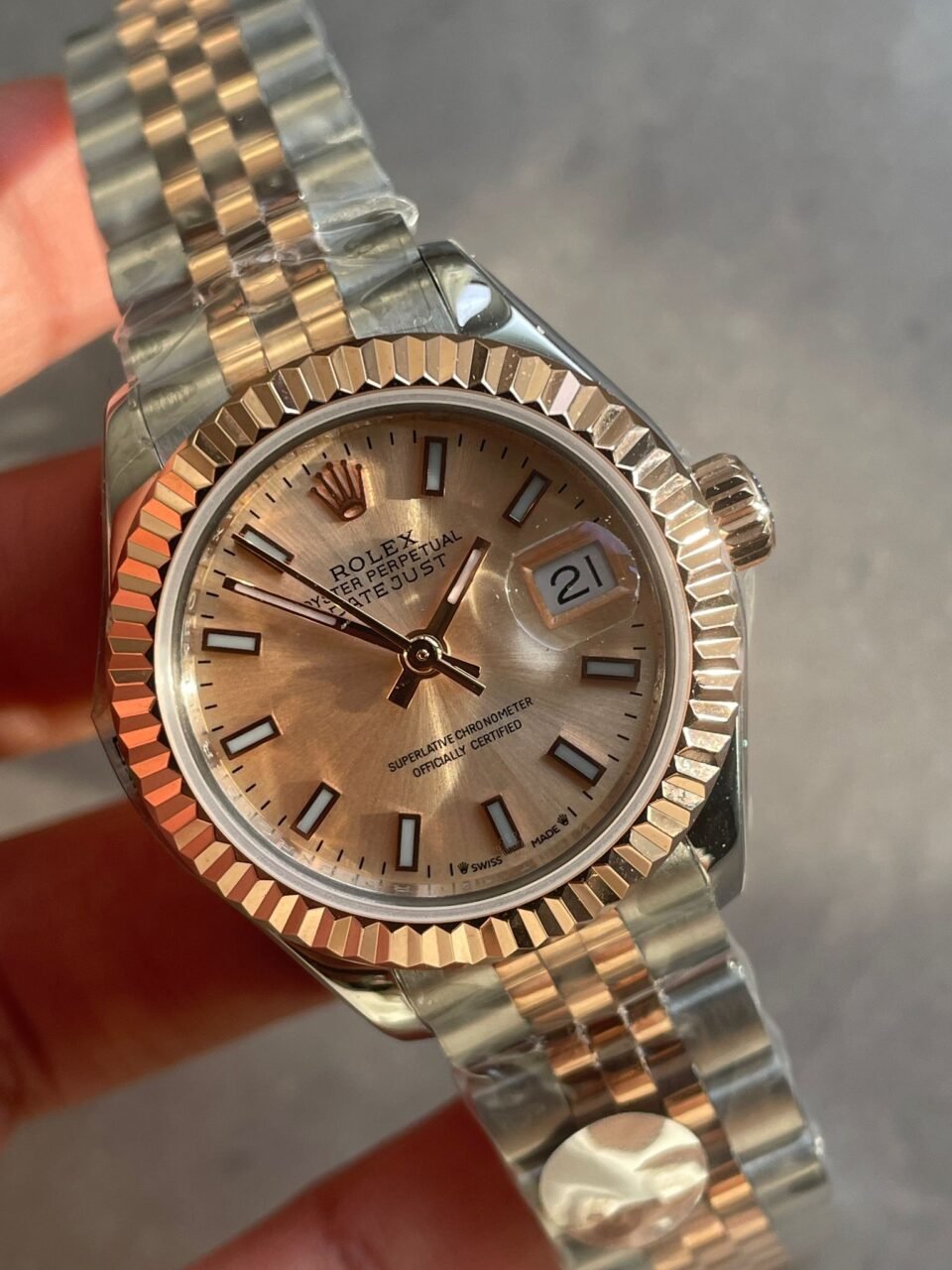 Datejust 28mm 904L RG/SS Champagne Dial on RG/SS Jubliee Bracelet A2671 - Image 6