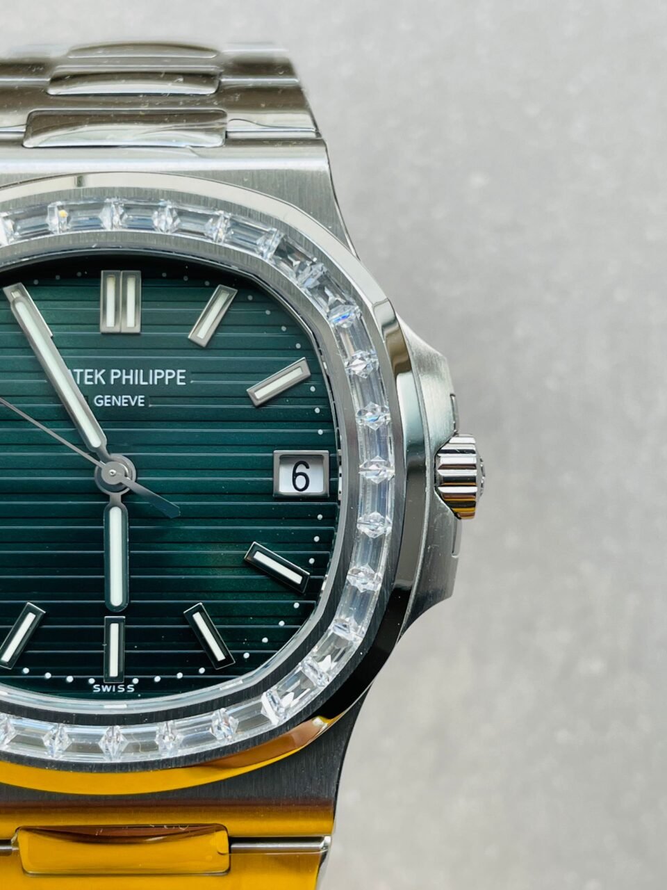 Nautilus 5711/1A PPF 1:1 Best Edition Green Textured Dial T Diamonds Bezel on SS Bracelet 324CS V4 - Image 11