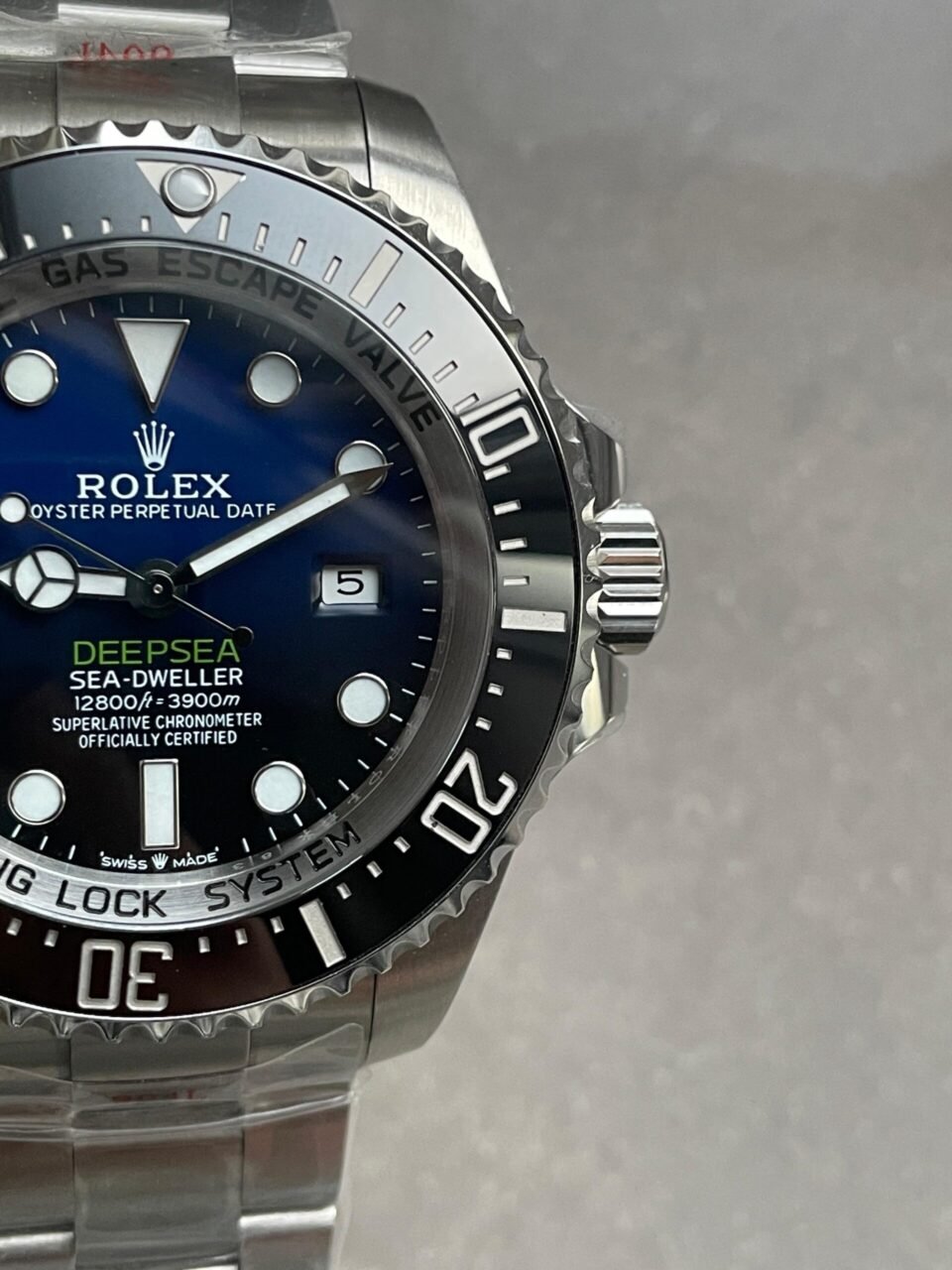 Sea-Dweller Deepsea 136660 904L SS Blue Dial on SS Bracelet V9F VR3235 - Image 7