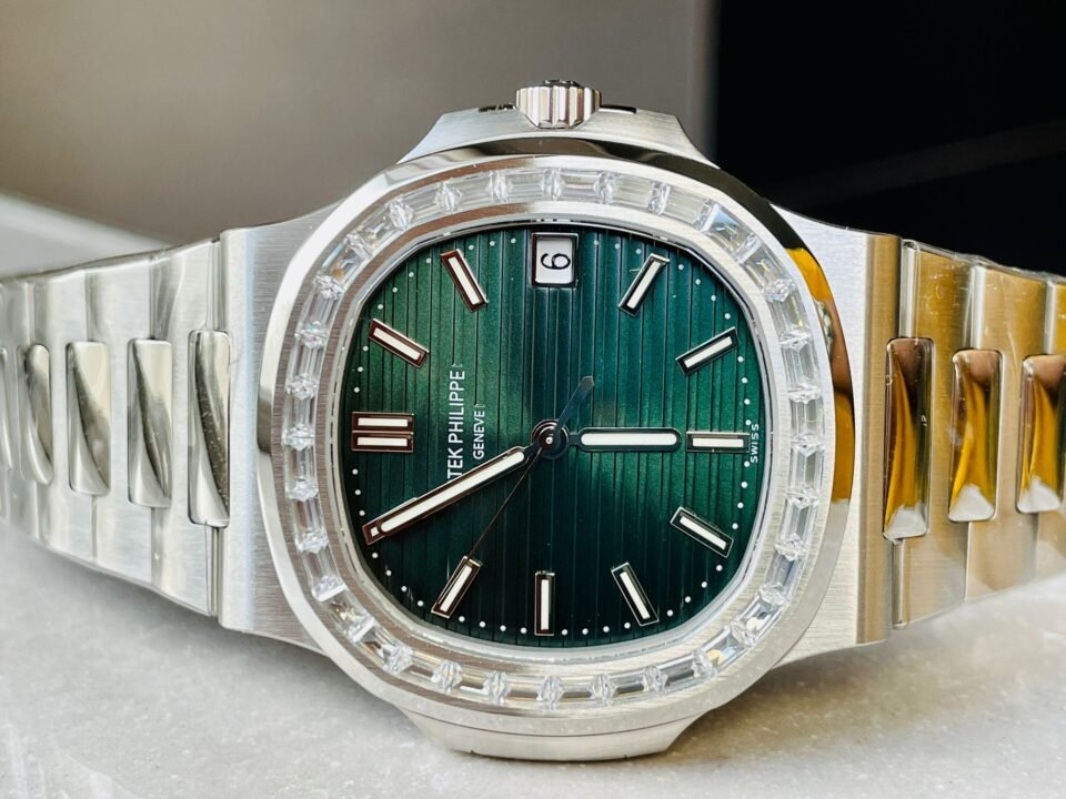 Nautilus 5711/1A PPF 1:1 Best Edition Green Textured Dial T Diamonds Bezel on SS Bracelet 324CS V4 - Image 10