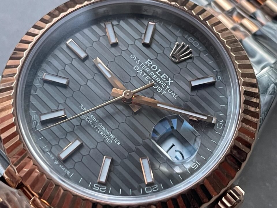 Datejust 41mm 126331 904L RG/SS Fltued Bezel Pattern Motif Grey Dial Stick on RG/SS Jubilee Bracelet VSF VS3235 - Image 7