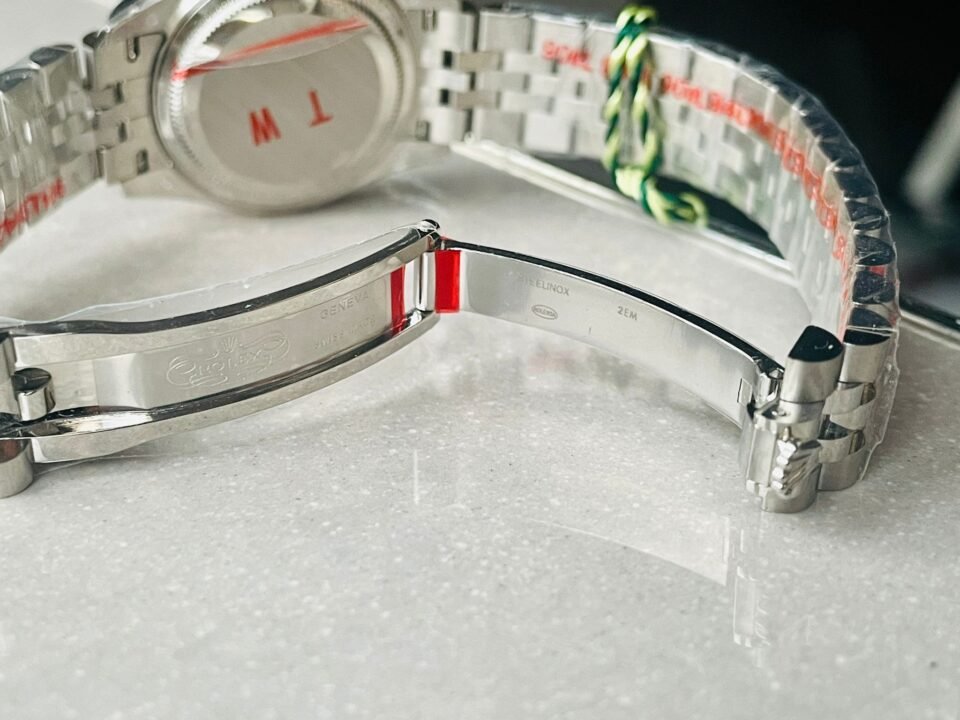 Datejust 28mm 904L SS Black Dial Diamond markers on SS Jubliee Bracelet - Image 10