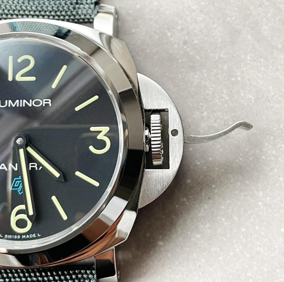 Pam 774 HW factory 6497 hand winding movement  316L steel - Image 8