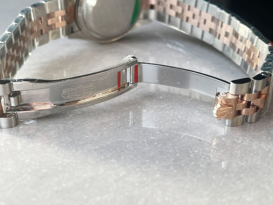 Datejust 28mm 904L RG/SS Champagne Dial on RG/SS Jubliee Bracelet A2671 - Image 9