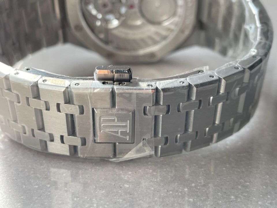 AP Royal Oak  26530 blue dial SS strap and SS bezel tourbillon R8 factory - Image 14