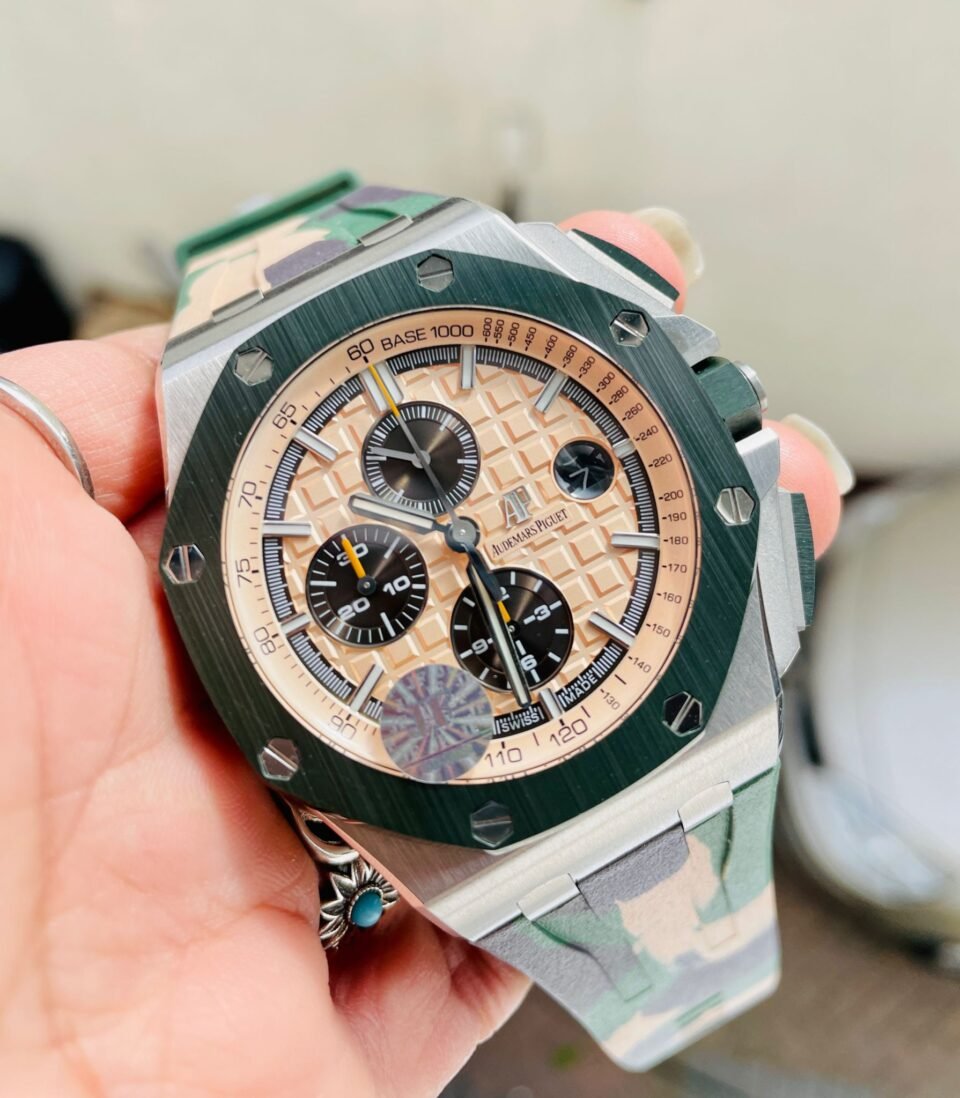 Royal Oak Offshore Chronograph "CAMO" 26400SO Beige colored textured dial Camouflage rubber strap