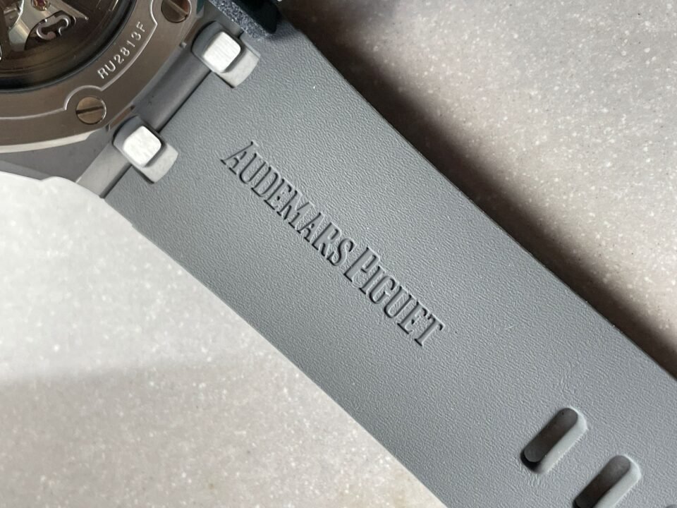 Royal Oak Offshore Diver 15720 IPF 1:1 Best Edition Gray Dial on Gray Rubber Strap A4308 - Image 13