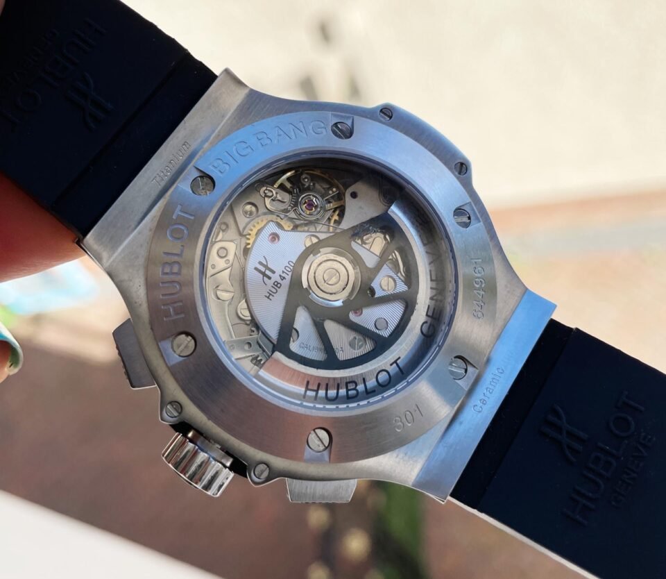 Big Bang 44mm Steel Ceramic Black CF Dial on Black Gummy Strap - Image 11