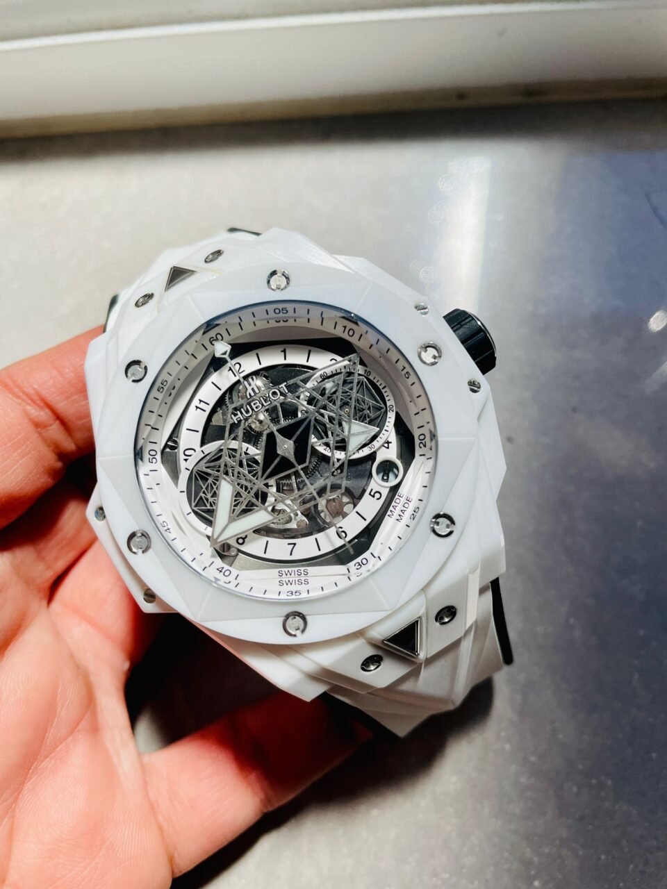 Big Bang Sang Bleu II White Ceramic BBF Best Edition on White Rubber Strap A1240 - Image 5