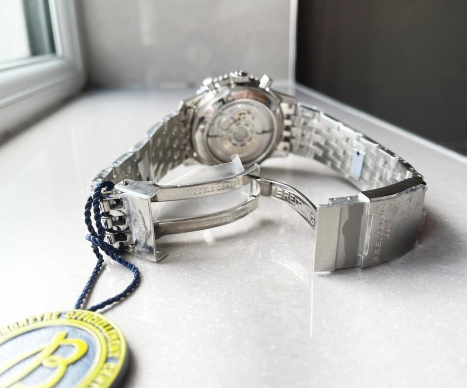 Navitimer 01 1:1 SS White Dial on Steel Strap A7750 GF Factory - Image 15