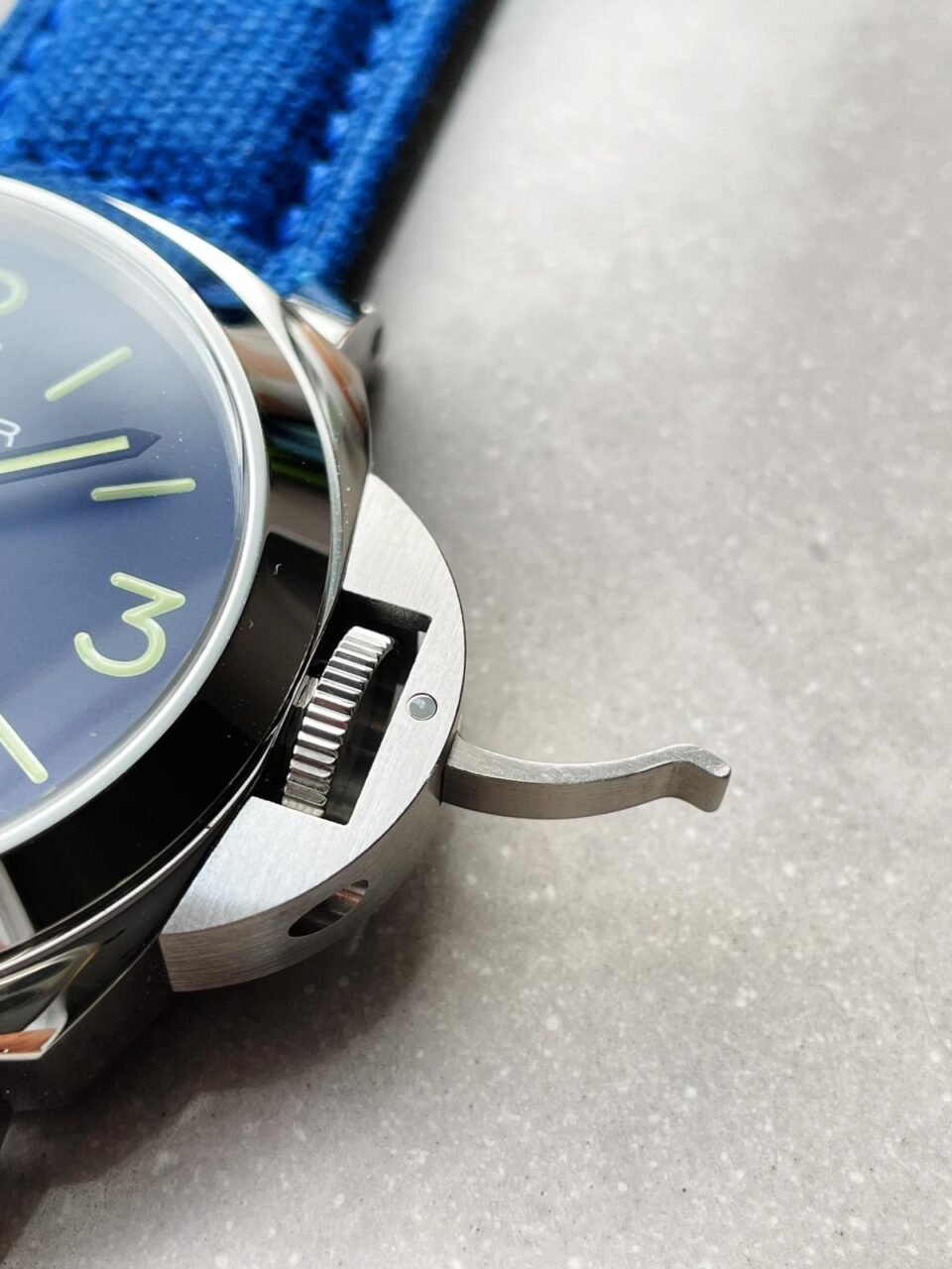PAM777 HWF Factory on Blue Lether Strap Aisan 6497-2 - Image 6