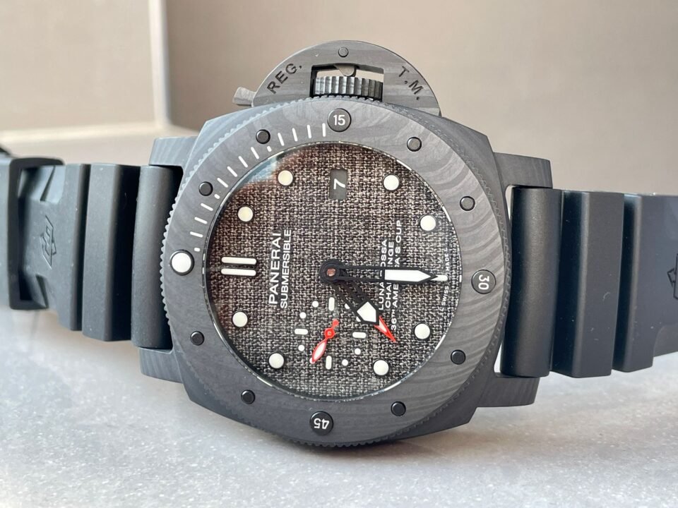 PAM Submersible 01039 Luna Rossa - 47mm 28800 Asian movement Black Strap - Image 7
