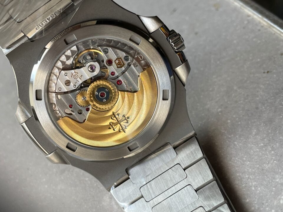 Nautilus 5711/1A PPF 1:1 Best Edition Green Textured Dial T Diamonds Bezel on SS Bracelet 324CS V4 - Image 15