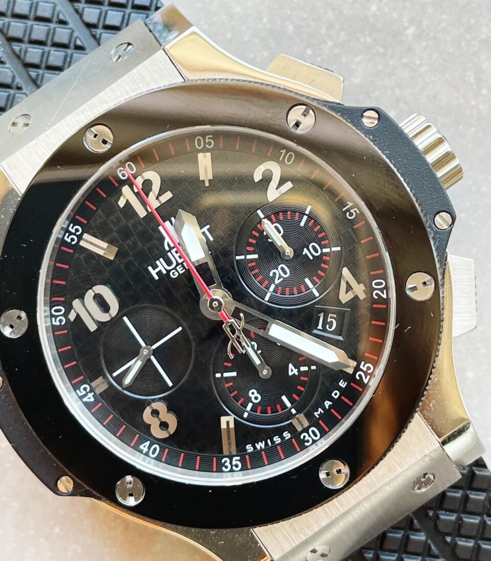 Big Bang 44mm Steel Ceramic Black CF Dial on Black Gummy Strap - Image 3