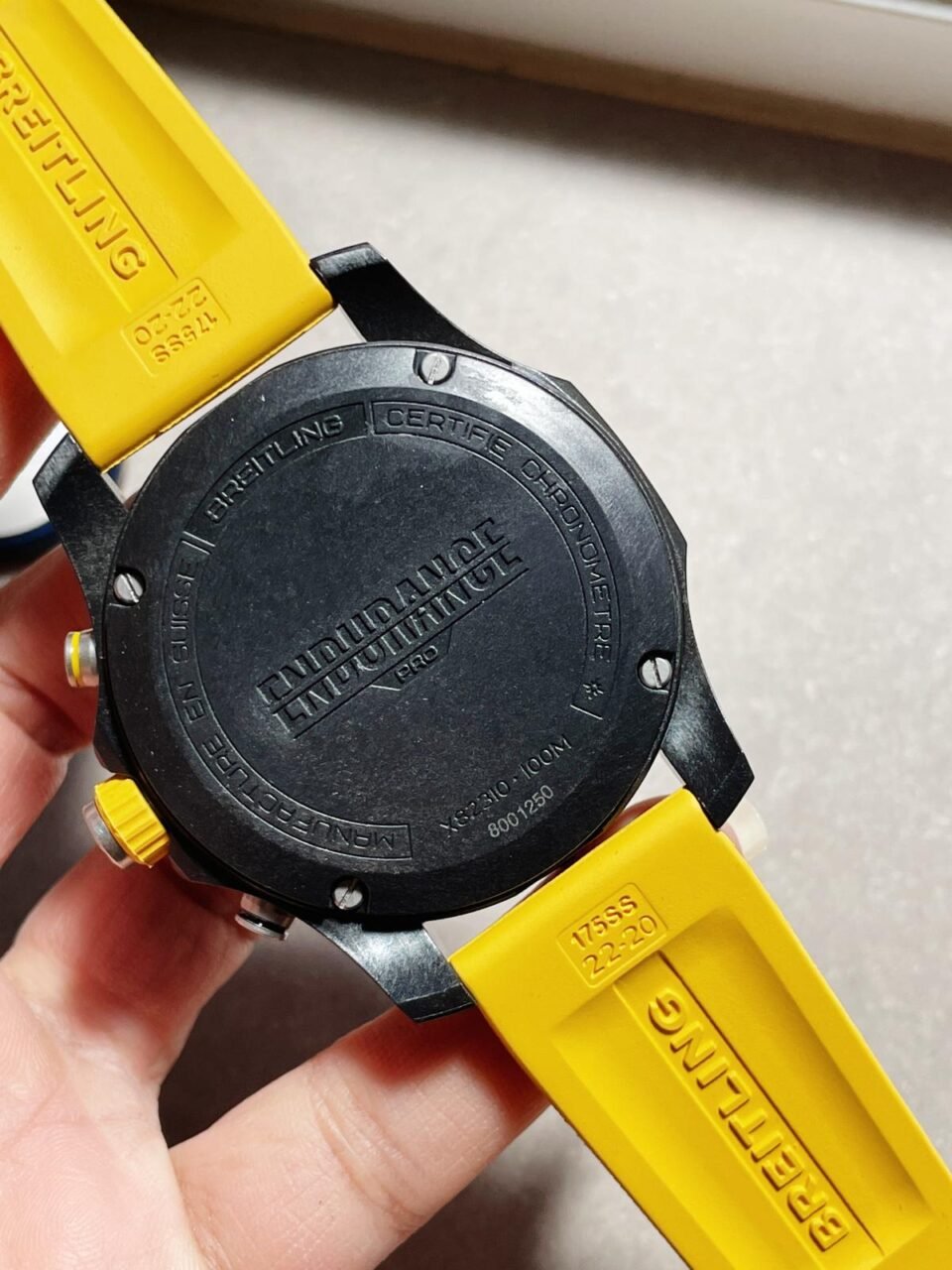 Endurance pro OGF 44mm Black dial Yellow Rubber Strap quartz movement - Image 10