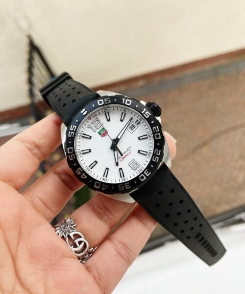 TAG HEUER FORMULA 1  White dial Rubber Strap Swiss Rhonda quart