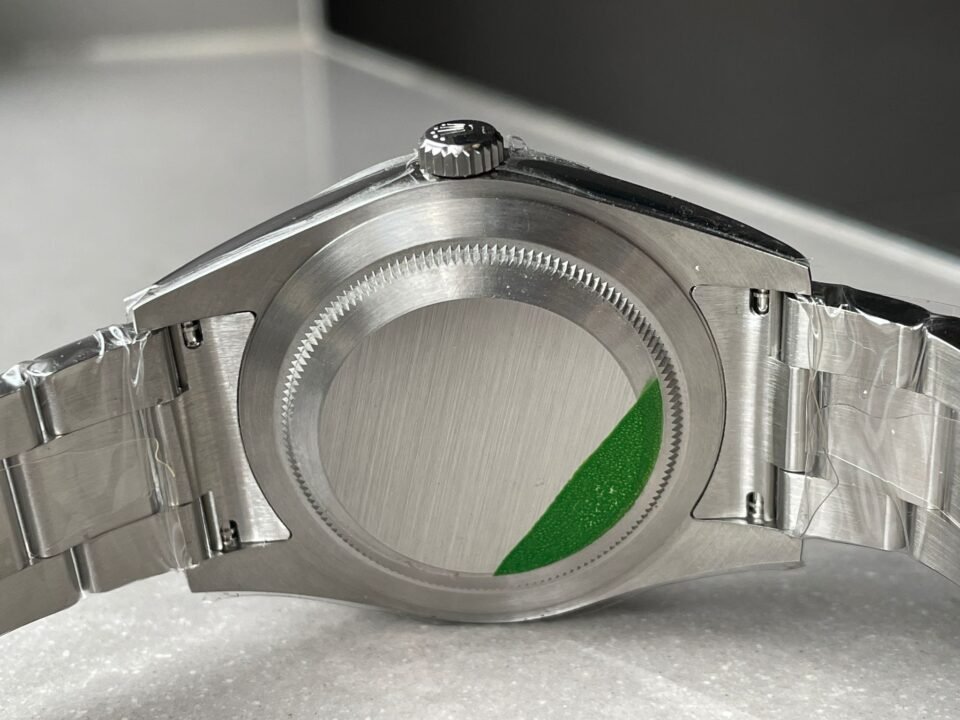 Rolex EXPLORER I 214270 39mm black dial ss strap ARF AR Factory - Image 10