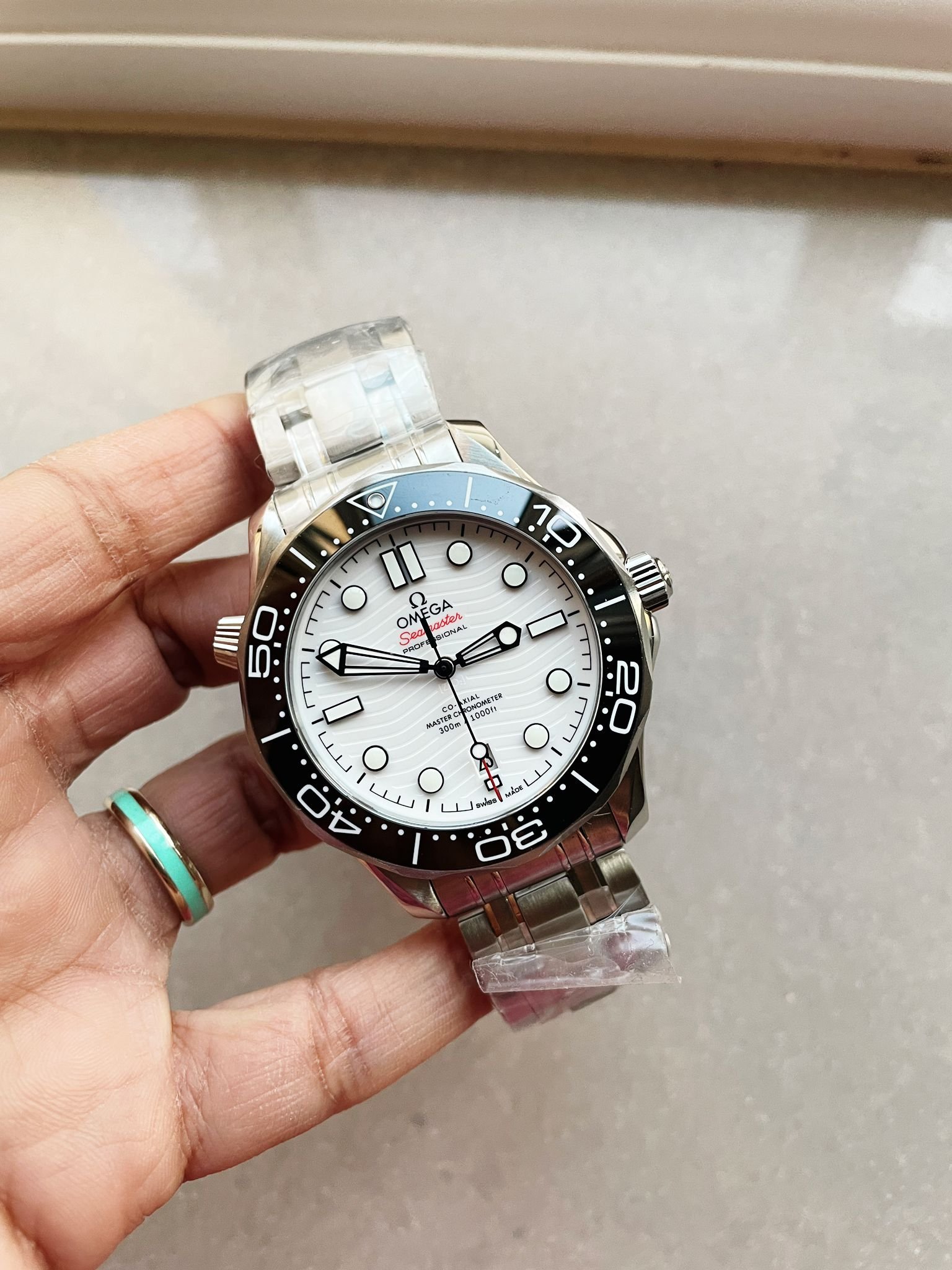 Seamaster Diver 300M SS VSF 1:1 Best Edition Black Bezel White Dial on SS Bracelet A8800 - Image 3