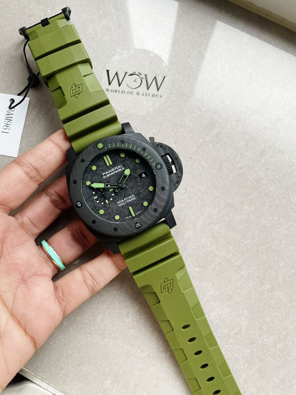 PAM961 Carbotech VSF Best Edition Carbon Dial on Green Rubber Strap P.9010