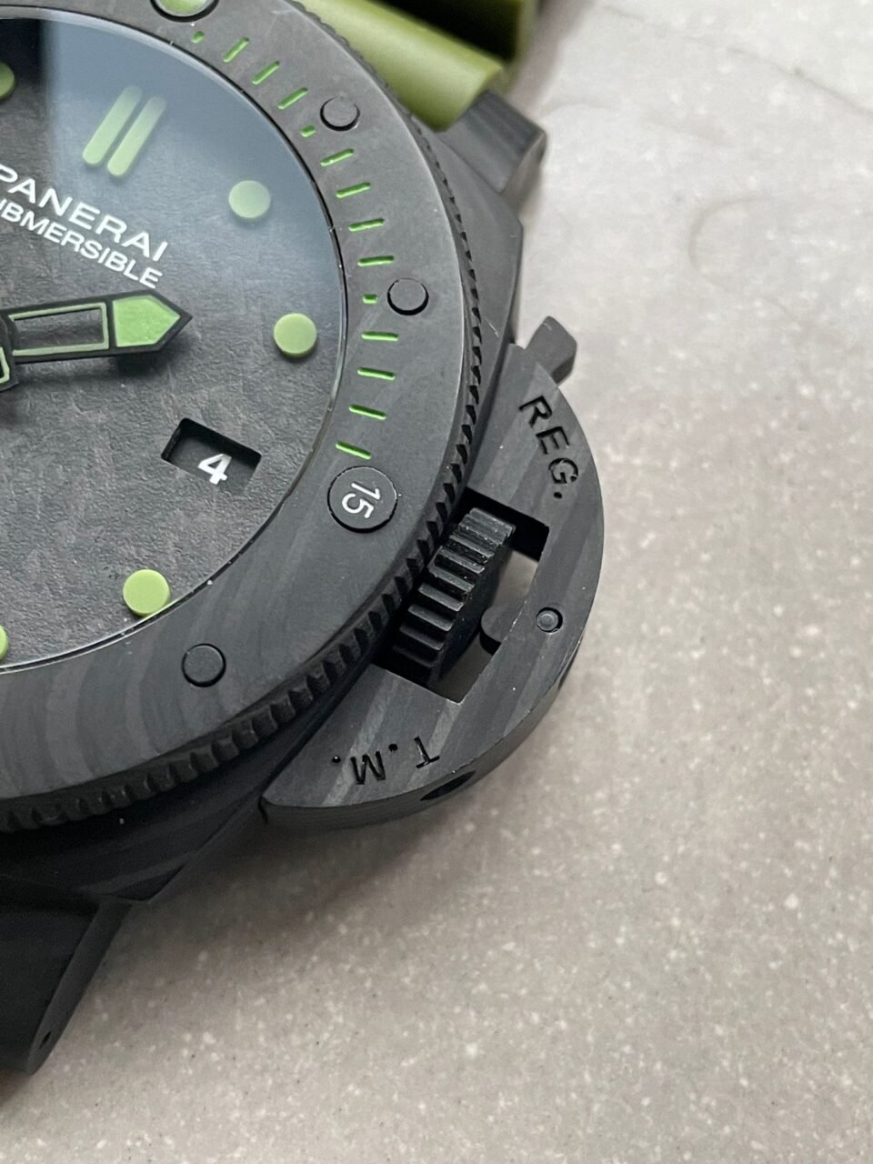 PAM961 Carbotech VSF Best Edition Carbon Dial on Green Rubber Strap P.9010 - Image 9