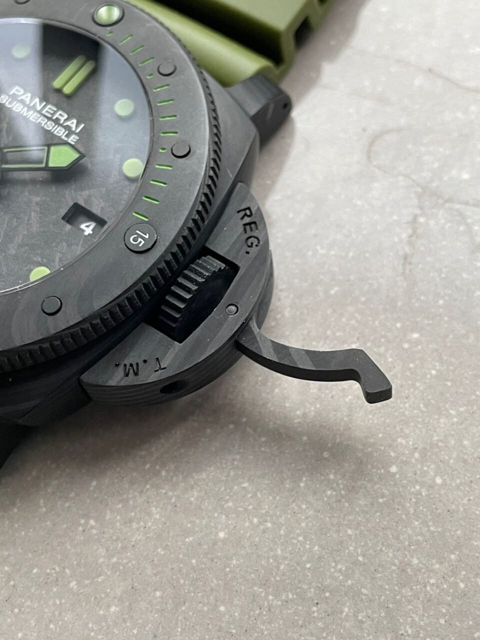 PAM961 Carbotech VSF Best Edition Carbon Dial on Green Rubber Strap P.9010 - Image 8