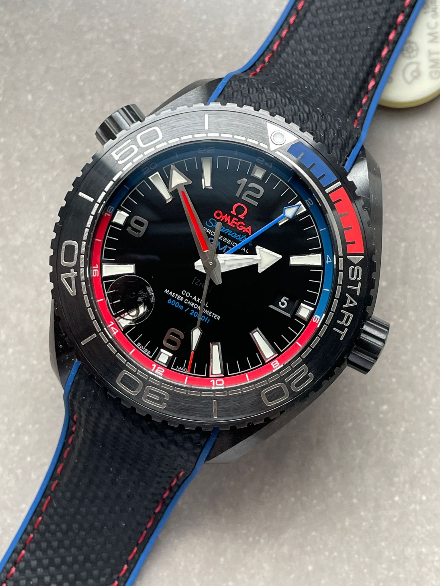 Seamaster Planet Ocean 600M GMT ETNZ Deep Black 45.5mm VSF Ceramic Black Dial Swiss 8906 - Image 4