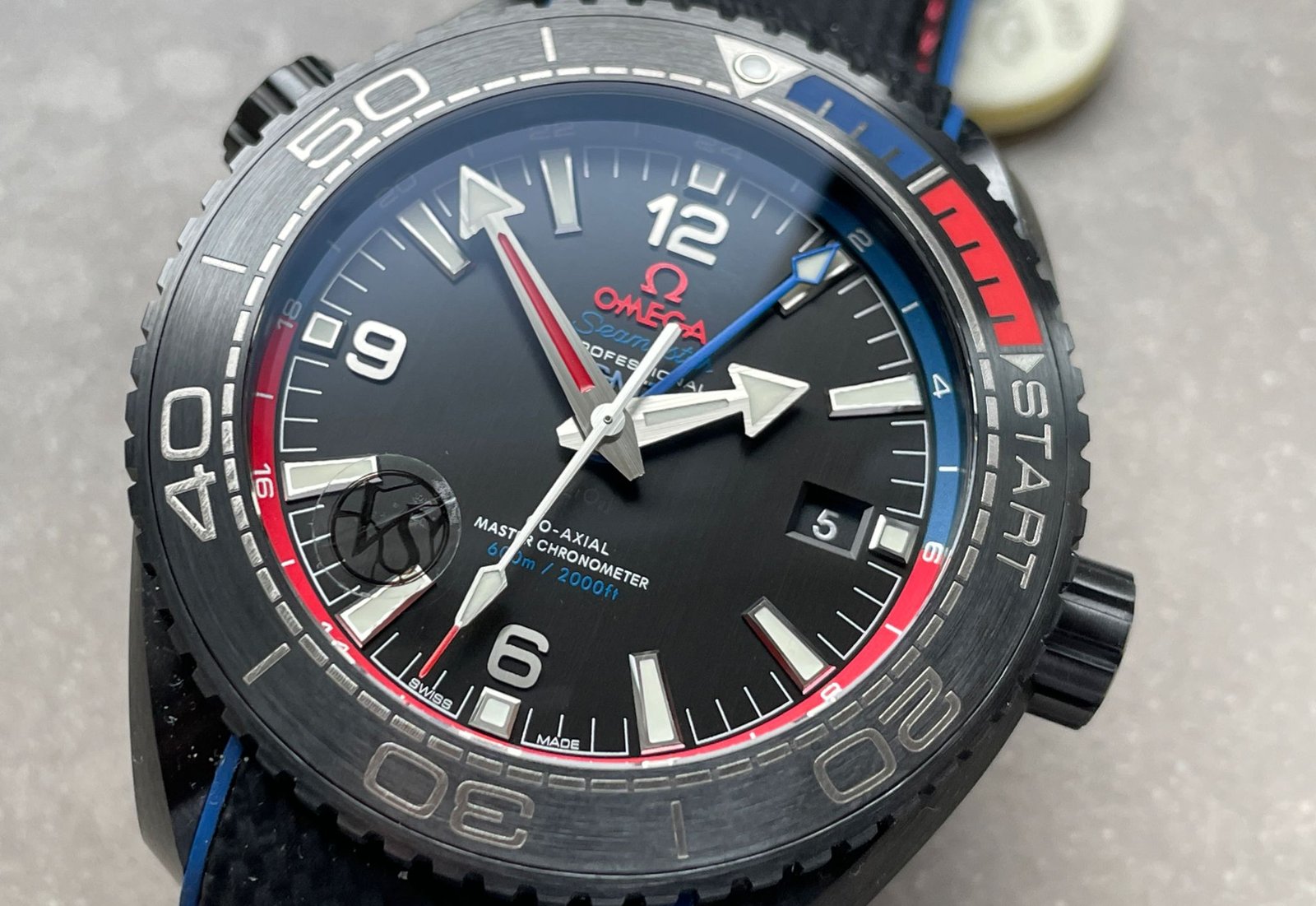 Seamaster Planet Ocean 600M GMT ETNZ Deep Black 45.5mm VSF Ceramic Black Dial Swiss 8906 - Image 5