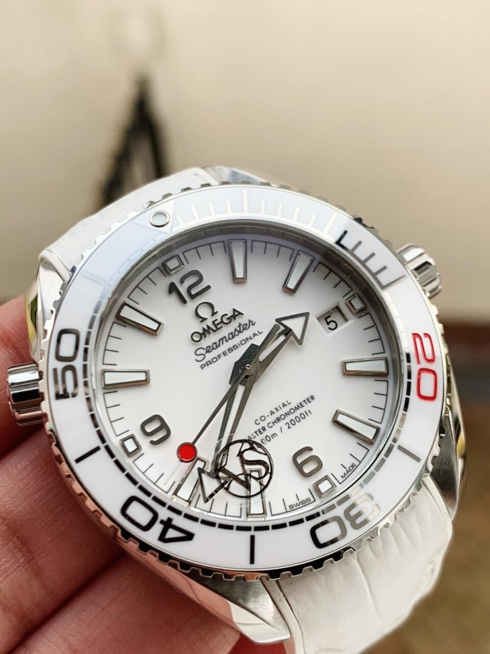 Planet Ocean SEAMASTER 39.5mm Olympic Games SS VSF 1:1 Best Edition White Dial on White Rubber Strap A8800 - Image 2