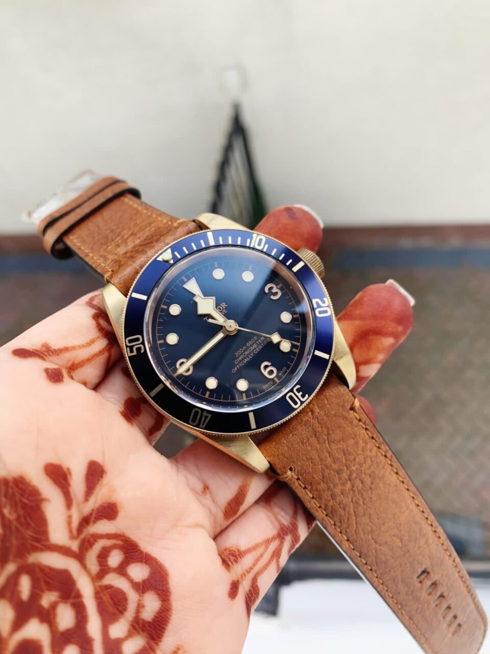 Heritage Black Bay Bronze Blue XF 1:1 Best Edition on Aged Brown Leather Strap A2824 V3 (Free Nato Strap)