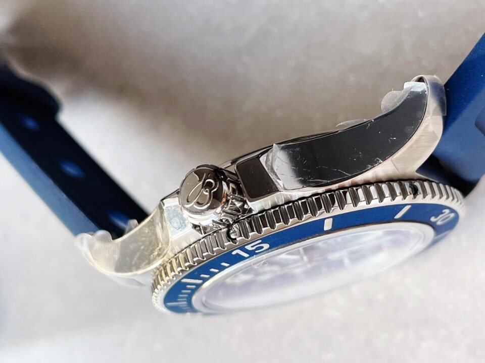 SuperOcean II 44mm GF 1:1 Best Edition Blue Dial on Blue Rubber Strap A2824 - Image 6
