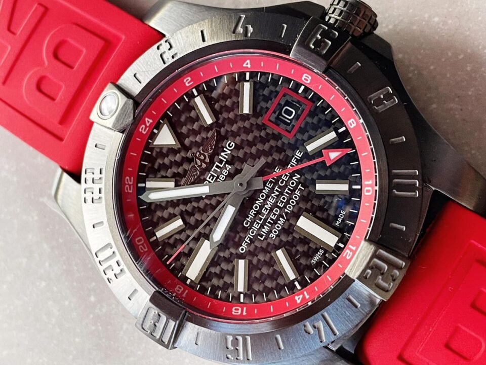 Avenger GMT SS GF 1:1 Best Edition Black Dial Stick Markers on RED rubber Strap A2836 V2 limited edition - Image 3