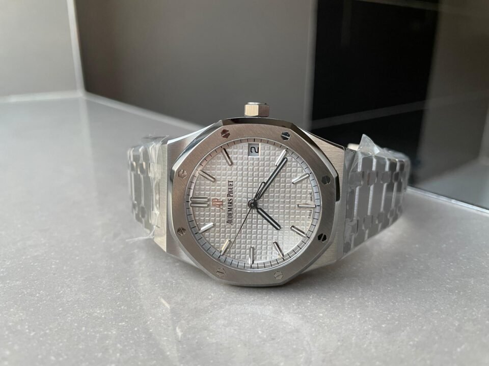 Royal Oak 41mm 15500 SS ZF 1:1 Best Edition White Textured Dial on SS Bracelet A4302 V2 - Image 8