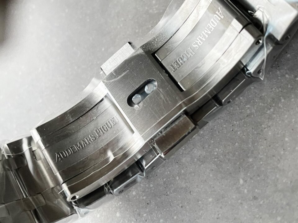 Royal Oak 41mm 15500 SS ZF 1:1 Best Edition White Textured Dial on SS Bracelet A4302 V2 - Image 14
