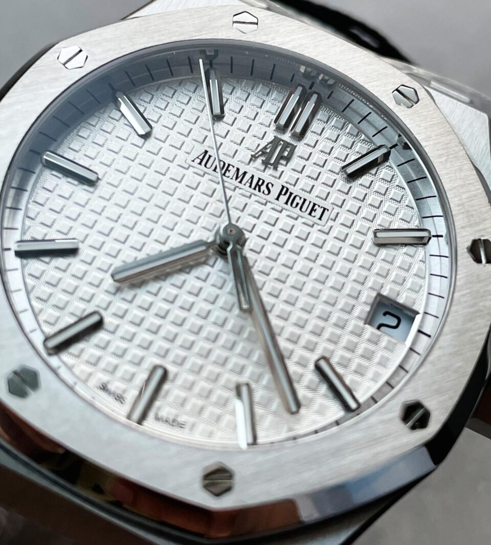 Royal Oak 41mm 15500 SS ZF 1:1 Best Edition White Textured Dial on SS Bracelet A4302 V2 - Image 7
