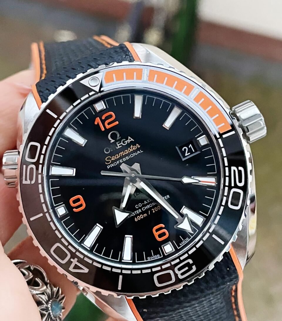 Planet Ocean 43.5mm SS VSF 1:1 Best Edition Black/Orange Bezel Black Dial on Black Nylon Strap A8900 - Image 2