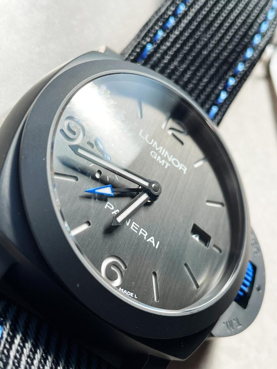 PAM1176 REAL CERAMIC V2 VSF 1:1 BLACK DIAL ON BLUE TEXTILE STRAP P9010 - Image 3